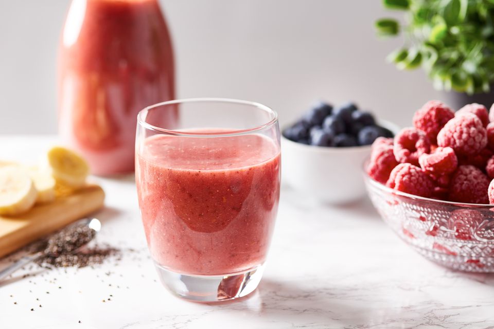 Raw Banana, Berries and Coconut Milk Smoothie Recipe